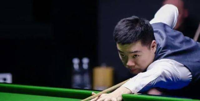 的密切合作 的密切合作