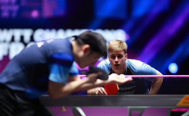 现了一个强 现了一个强