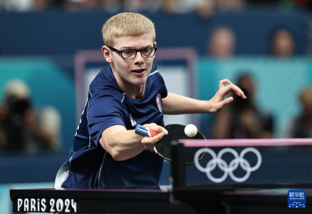 格吕克已与 格吕克已与